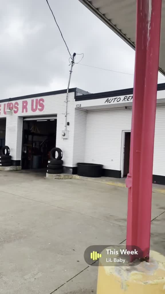 Walk-through video of the Tune Ups R Us bays and tire stacks on S First St